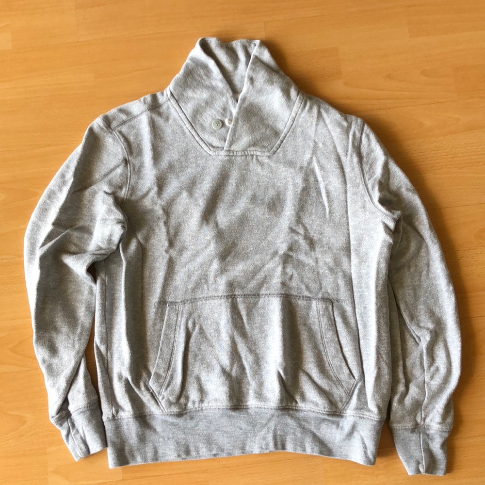 Gap Grey sweater